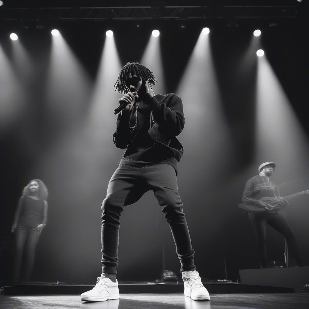 6lack Performing Live