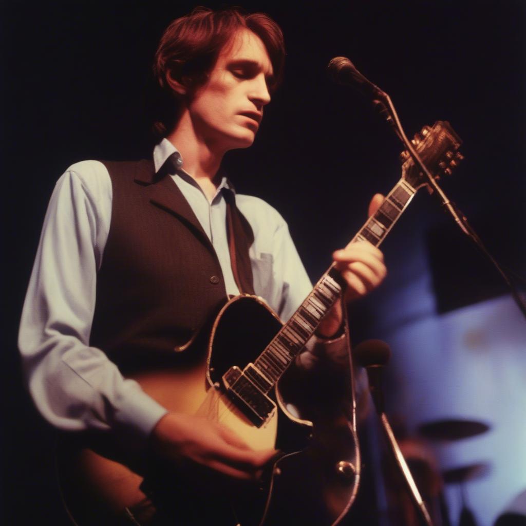 Alex Chilton performing solo in the 1980s