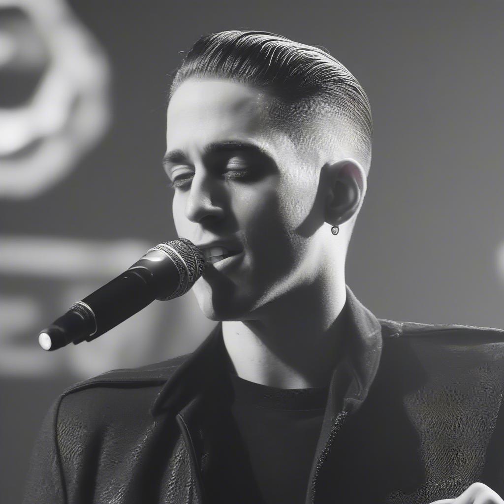 G-Eazy performing "Marilyn"