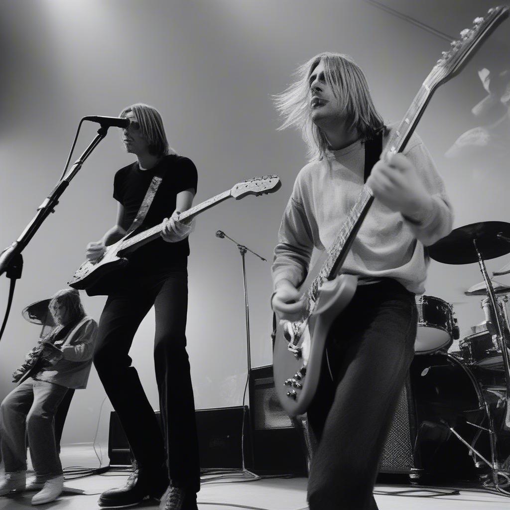 Grunge Icons: Nirvana performing "Smells Like Teen Spirit"